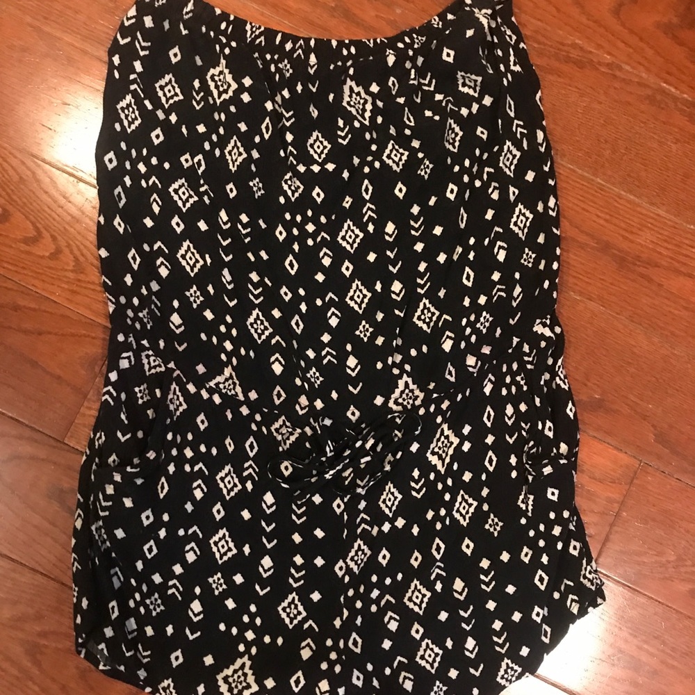 Strapless romper